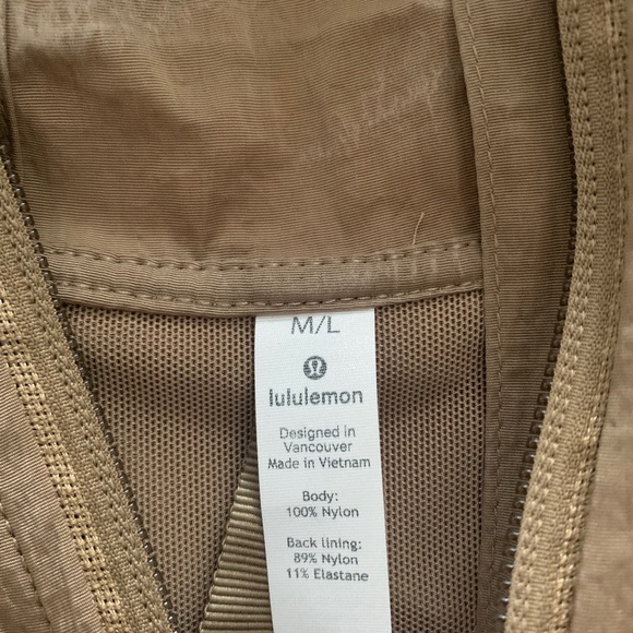 Seek vista lululemon pull over - Picture 5 of 5